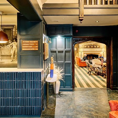 Hotel Cromwell Стивънидж Екстериор снимка