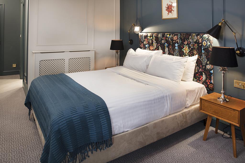 Hotel Cromwell Стивънидж Екстериор снимка