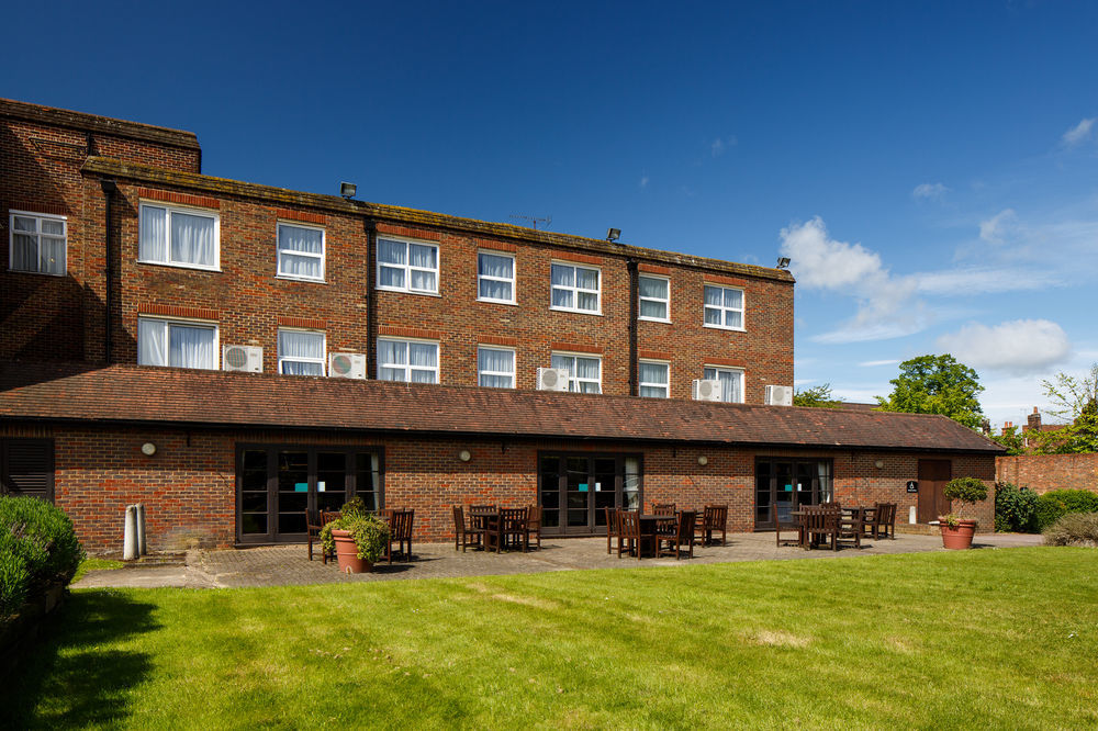 Hotel Cromwell Стивънидж Екстериор снимка